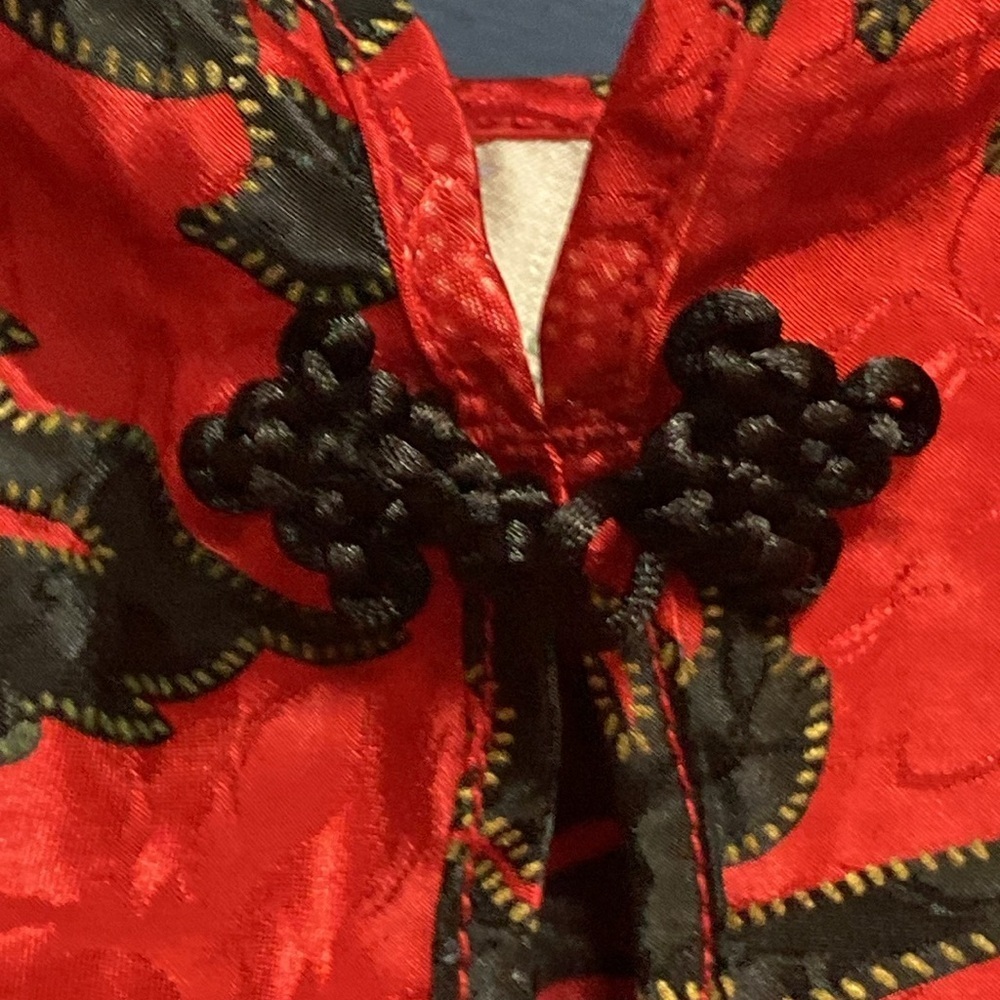 NWT DEADSTOCK EXPRESSIONS CALIFORNIA DYNASTY VINTAGE SIZE MED REDBLACK NIGHTGOWN - Picture 7 of 12